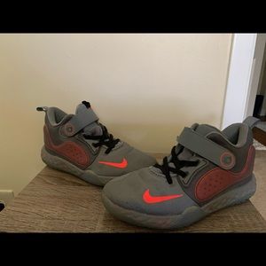 Boys Kevin Durant shoes